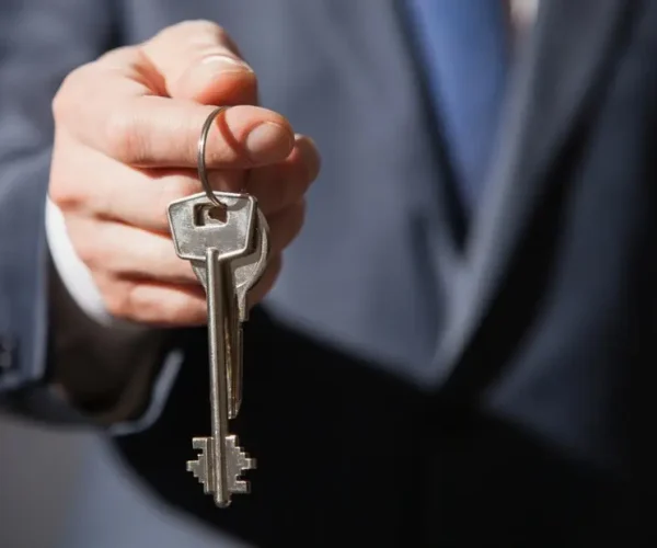 Answering-your-most-asked-questions-about-key-holding